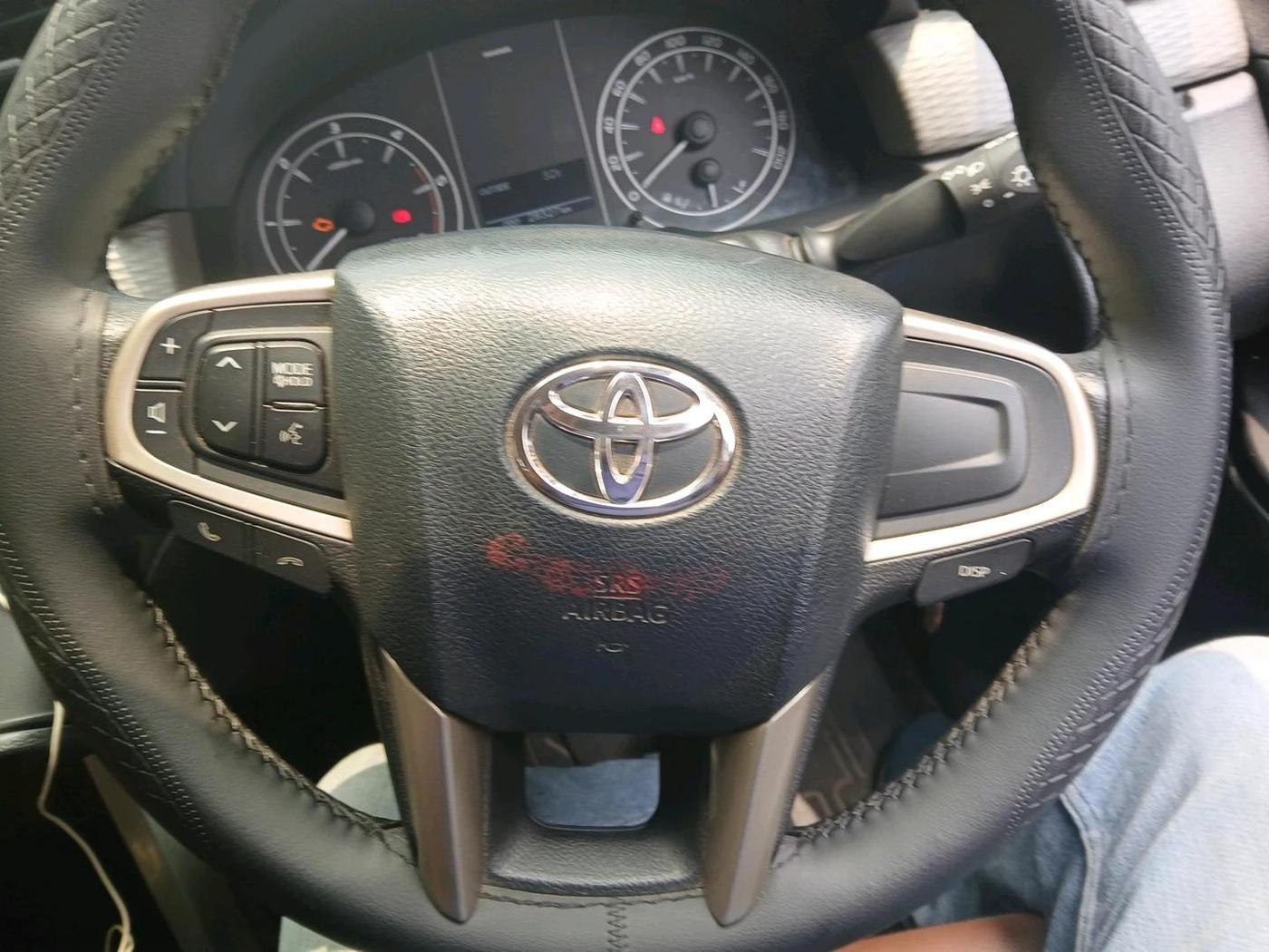 2018 Toyota Innova Crysta 2.4 GX 8 STR, Diesel, Manual, 28,327 km, interior