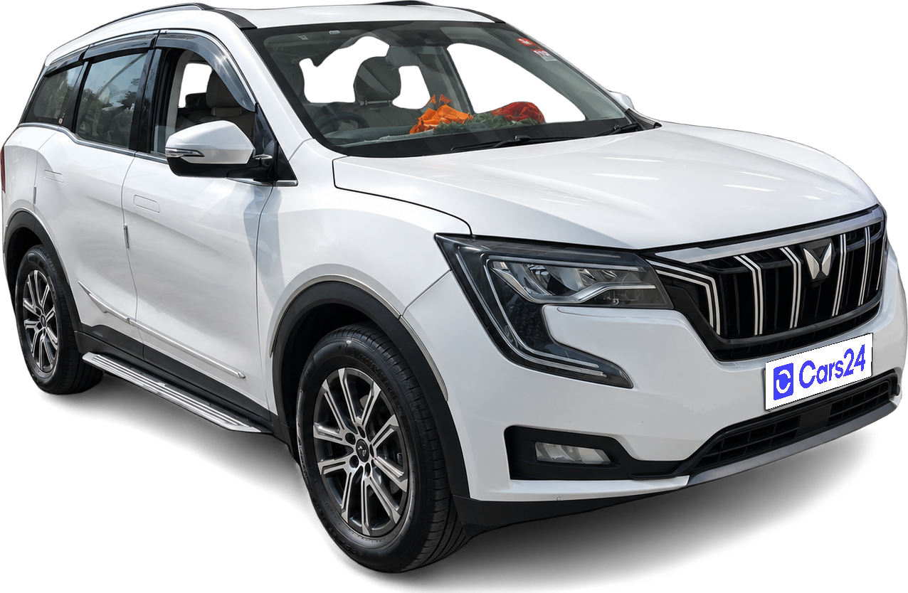 2025 Mahindra XUV700 - SUV - Petrol - Manual - ₹19.00 lakh