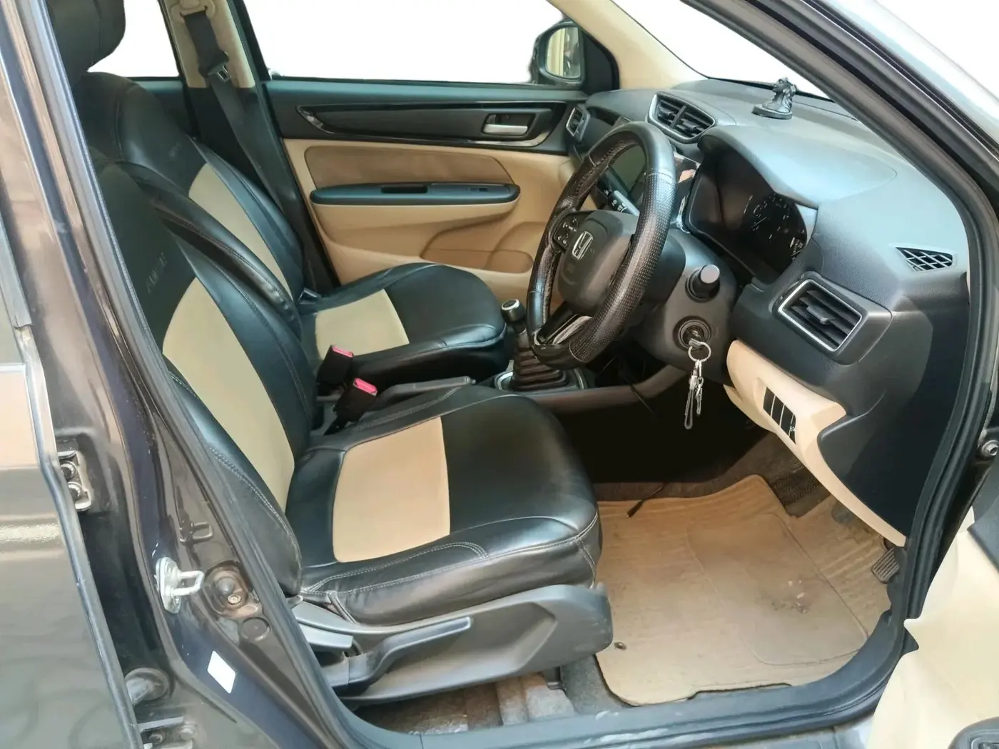 2018 Honda Amaze 1.2L I-VTEC S, Petrol, Manual, 52,512 km, interior