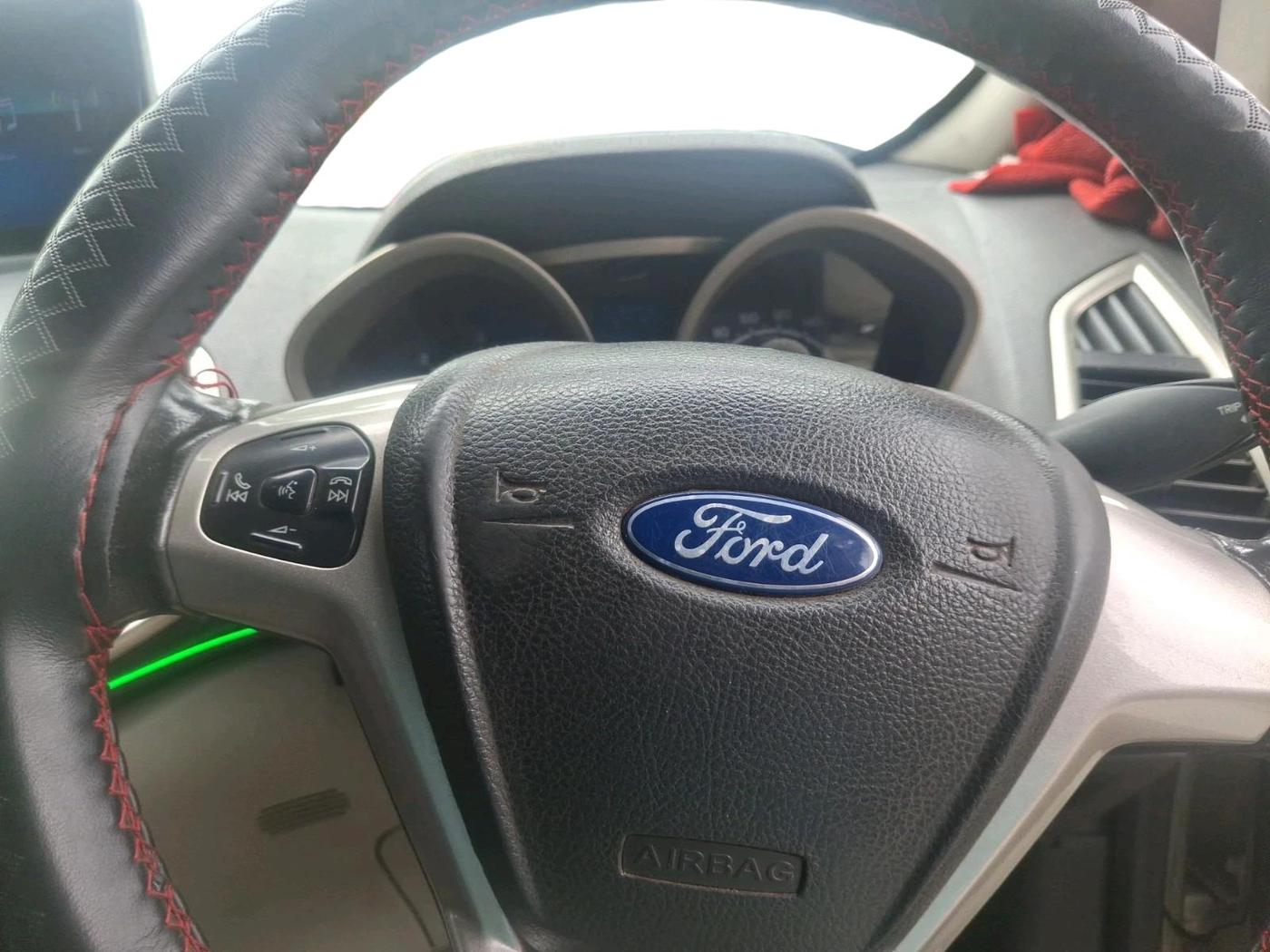 2016 Ford Ecosport TITANIUM 1.5L DIESEL, Diesel, Manual, 79,350 km, interior