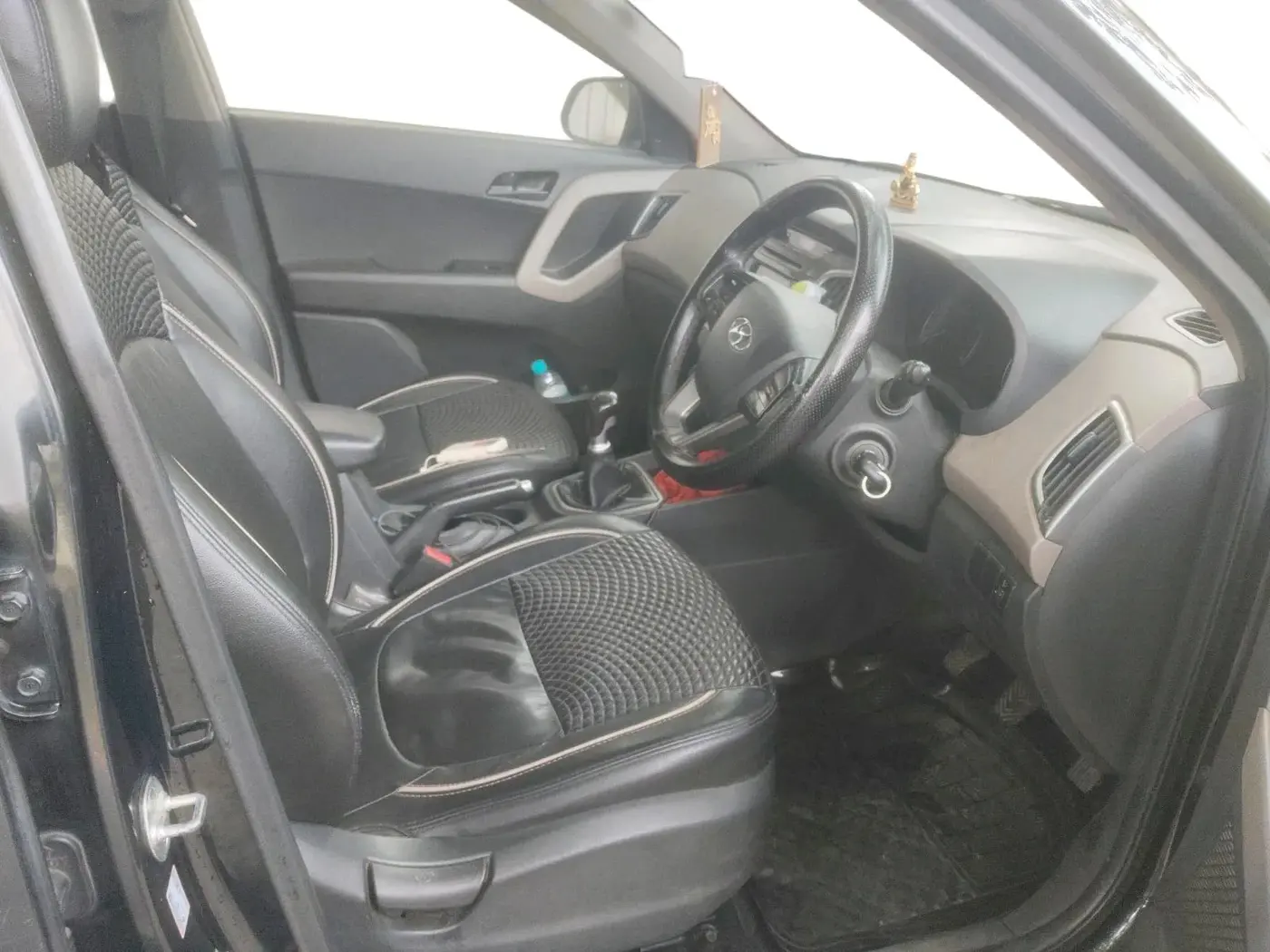 2018 Hyundai Creta E PLUS 1.6 PETROL, Petrol, Manual, 1,76,194 km, interior