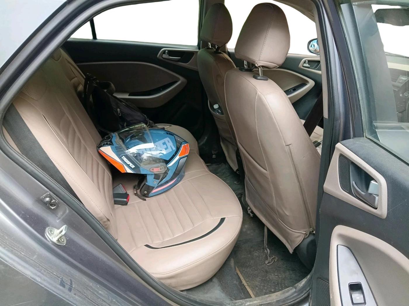2014 Hyundai Elite i20 SPORTZ 1.2 (O), Petrol, Manual, 85,919 km, interior