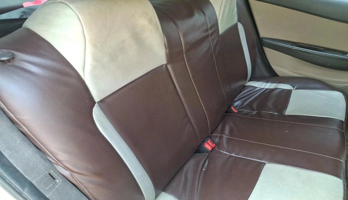 2011 Hyundai i20 MAGNA 1.2, Petrol, Manual, 67,433 km, interior