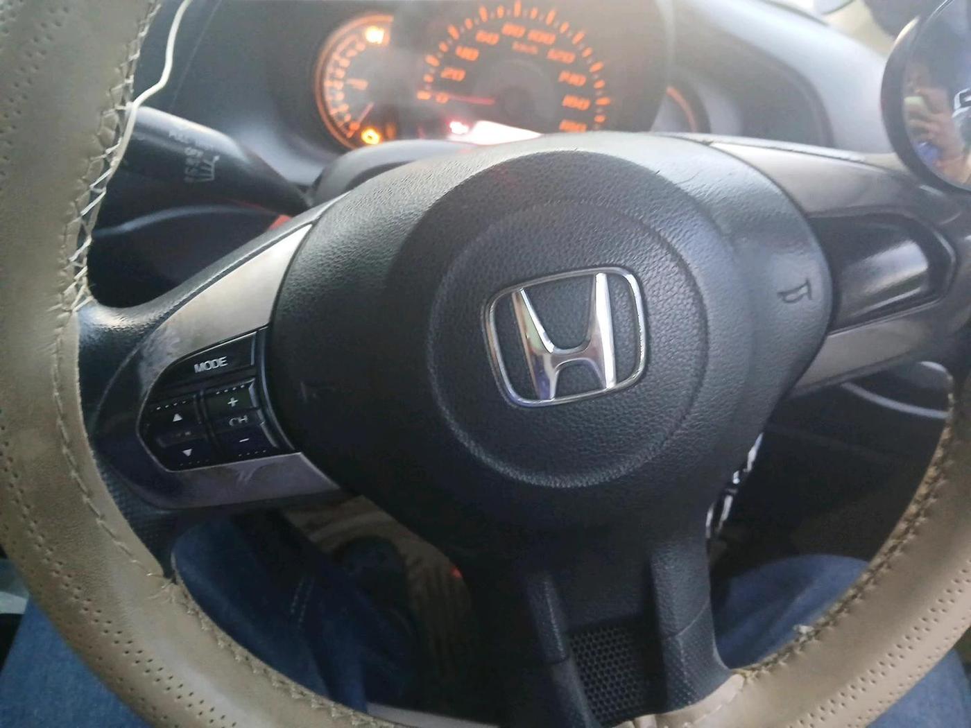 2014 Honda Amaze 1.2L I-VTEC S, Petrol, Manual, 74,287 km, interior
