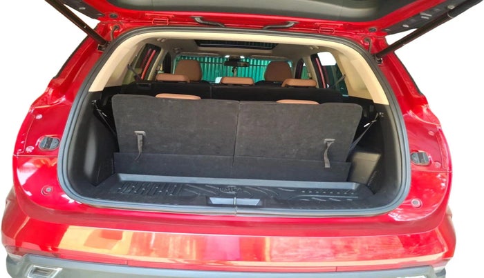 2024 MG HECTOR PLUS SHARP PRO 1.5 PETROL TURBO CVT 7 STR, Petrol, Automatic, 18,449 km, exterior