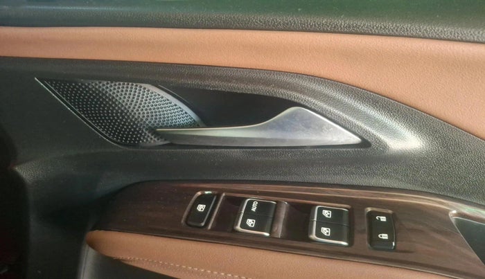 2024 MG HECTOR PLUS SHARP PRO 1.5 PETROL TURBO CVT 7 STR, Petrol, Automatic, 18,449 km, interior