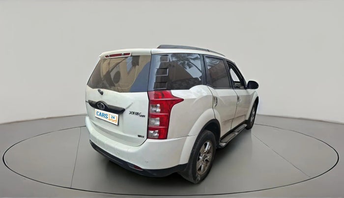 2015 Mahindra XUV500 W8, Diesel, Manual, 1,97,725 km, exterior