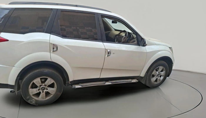 2015 Mahindra XUV500 W8, Diesel, Manual, 1,97,725 km, exterior