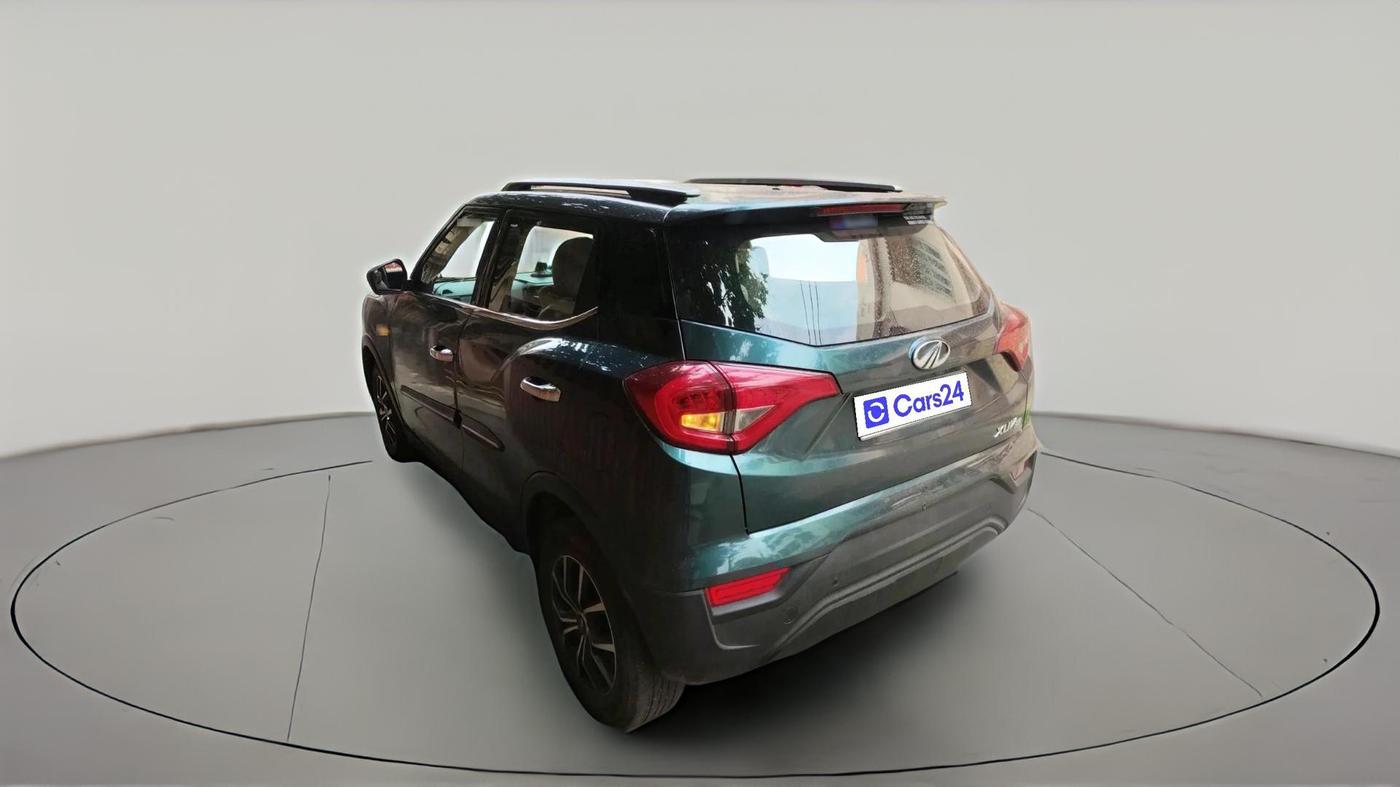2022 Mahindra XUV300 W4 1.2 PETROL, Petrol, Manual, 57,334 km, exterior