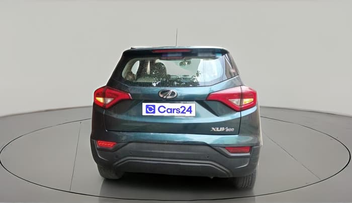 2022 Mahindra XUV300 W4 1.2 PETROL, Petrol, Manual, 57,334 km, exterior