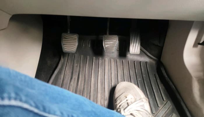 2022 Mahindra XUV300 W4 1.2 PETROL, Petrol, Manual, 57,334 km, interior