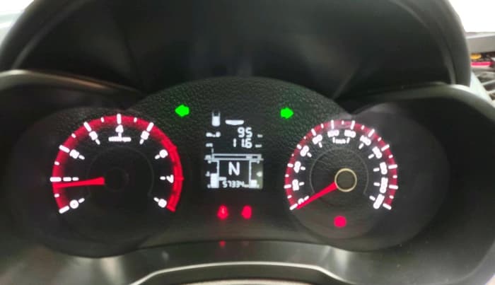 2022 Mahindra XUV300 W4 1.2 PETROL, Petrol, Manual, 57,334 km, interior