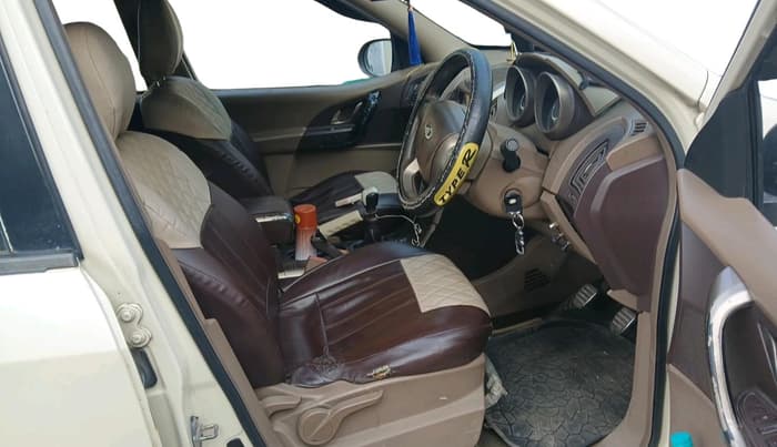 2012 Mahindra XUV500 W8, Diesel, Manual, 1,04,194 km, interior