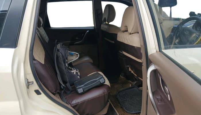 2012 Mahindra XUV500 W8, Diesel, Manual, 1,04,194 km, interior
