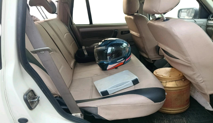 2017 Mahindra Scorpio S10 2WD INTELLI-HYBRID, Diesel, Manual, 77,248 km, interior