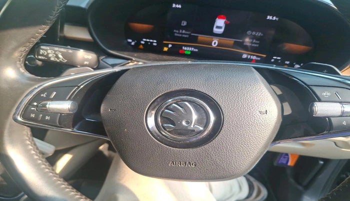 2023 Skoda SLAVIA STYLE 1.0L TSI AT, Petrol, Automatic, 16,337 km, interior