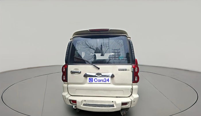 2013 Mahindra Scorpio SLE, Diesel, Manual, 2,20,053 km, exterior