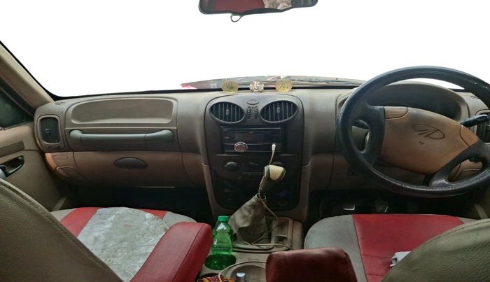 2013 Mahindra Scorpio SLE, Diesel, Manual, 2,20,053 km, interior