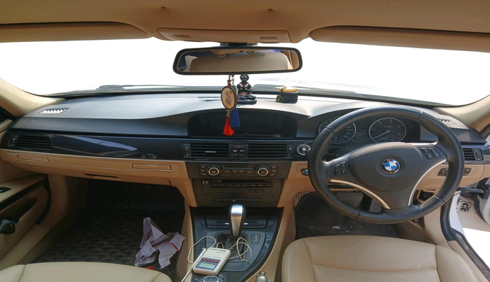 2012 BMW 5 Series 520D 2.0, Diesel, Automatic, 69,184 km, interior