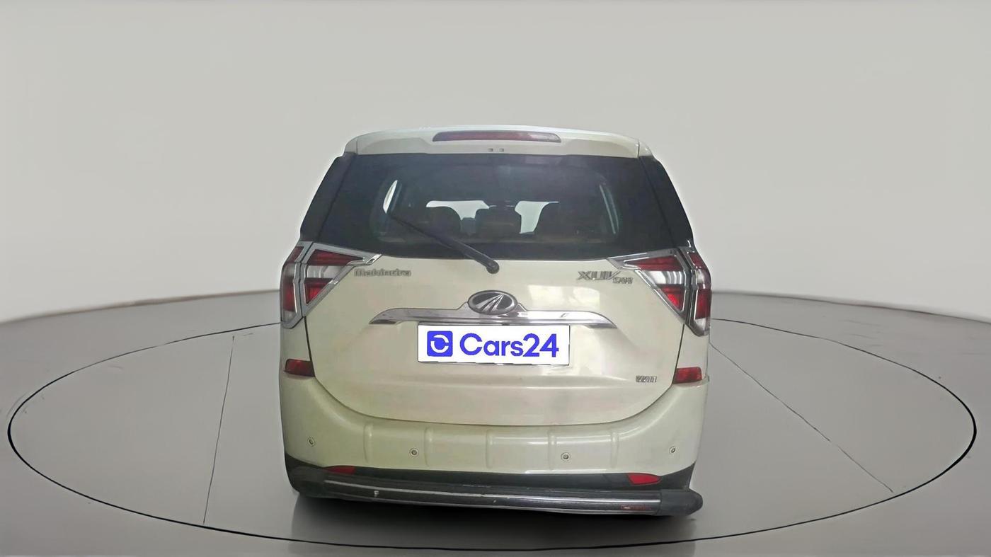 2018 Mahindra XUV500 W11 (O) AWD, Diesel, Manual, 70,965 km, exterior