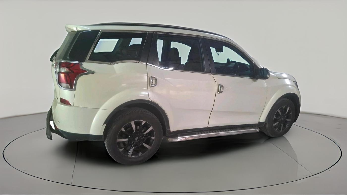 2018 Mahindra XUV500 W11 (O) AWD, Diesel, Manual, 70,965 km, exterior