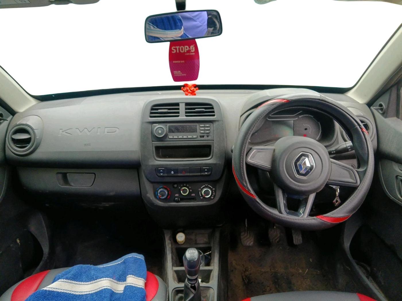 2022 Renault Kwid RXL 0.8 (O), Petrol, Manual, 12,177 km, interior