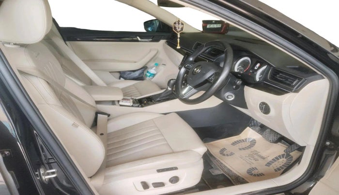 2018 Skoda Superb L&K 1.8 TSI AT, Petrol, Automatic, 44,323 km, interior