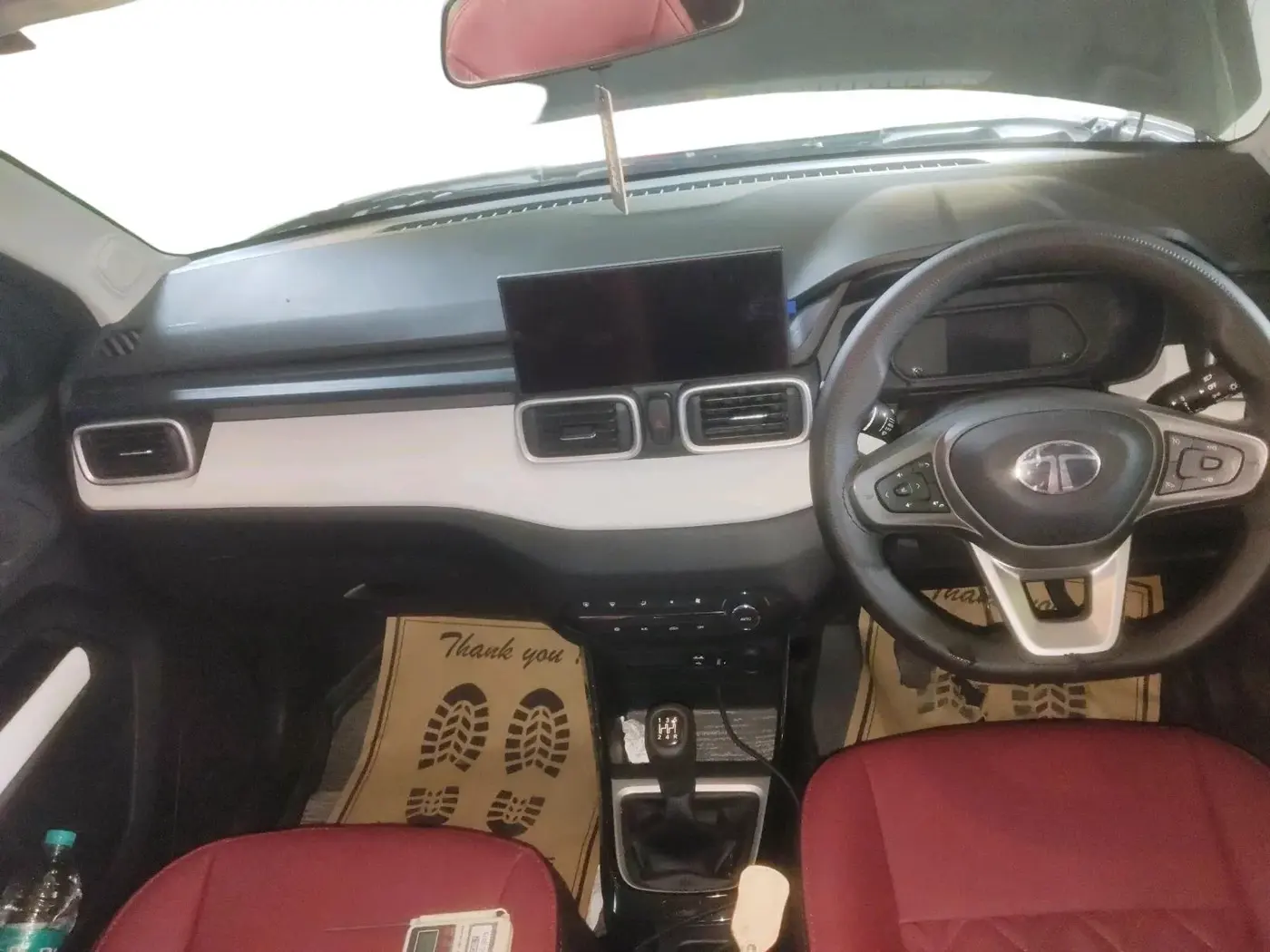 2025 Tata PUNCH Accomplished Plus, Petrol, Manual, 1,558 km, interior