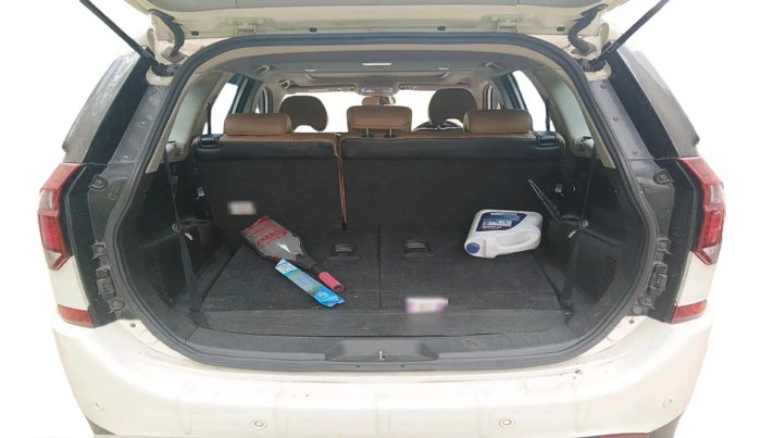 2021 Mahindra XUV500 W11, Diesel, Manual, 29,995 km, exterior