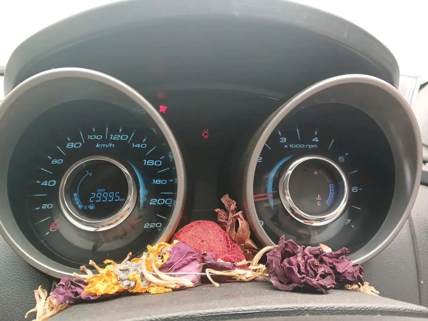 2021 Mahindra XUV500 W11, Diesel, Manual, 29,999 km, interior