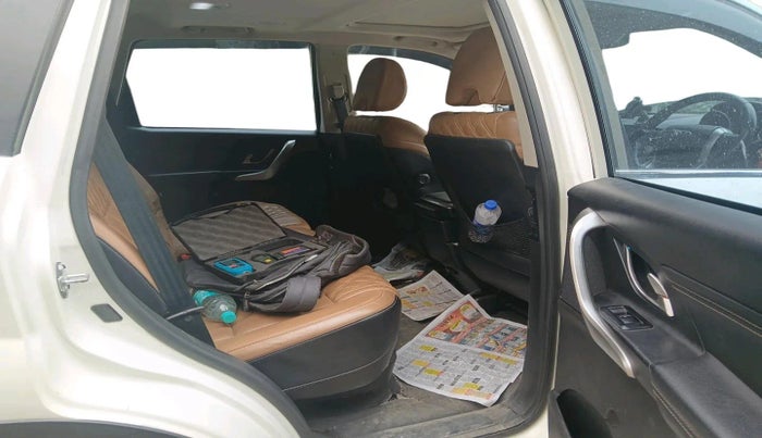 2021 Mahindra XUV500 W11, Diesel, Manual, 29,995 km, interior