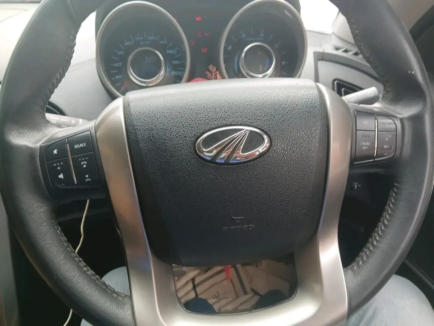 2021 Mahindra XUV500 W11, Diesel, Manual, 29,999 km, interior
