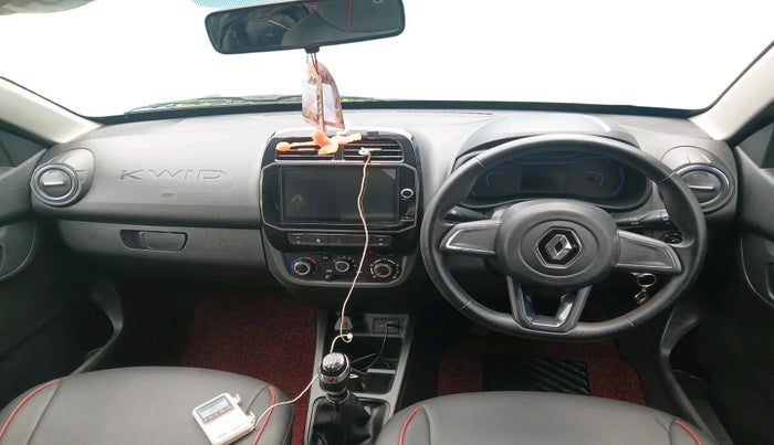 2022 Renault Kwid RXT 1.0, Petrol, Manual, 14,809 km, interior