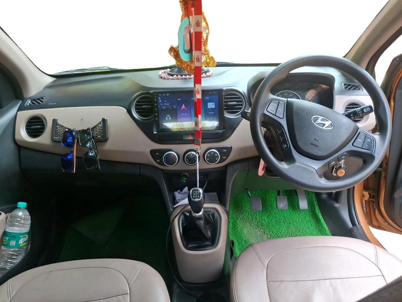 2017 Hyundai Grand i10 SPORTZ (O) 1.2 KAPPA VTVT, Petrol, Manual, 11,146 km, interior