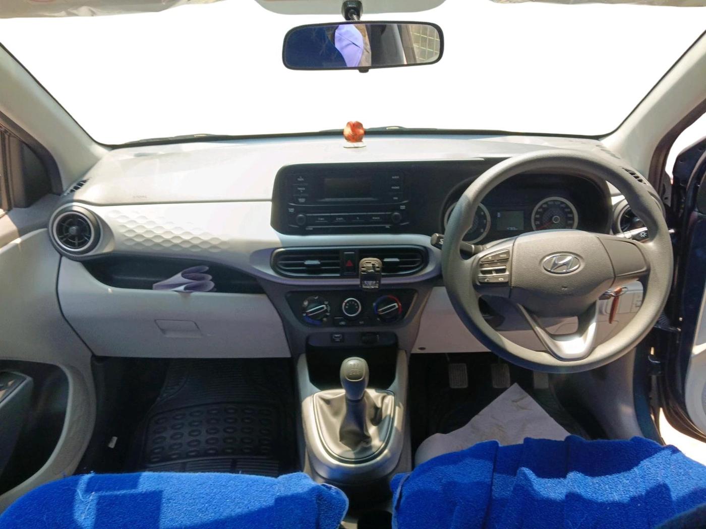 2022 Hyundai GRAND I10 NIOS MAGNA 1.2 KAPPA VTVT, Petrol, Manual, 4,785 km, interior