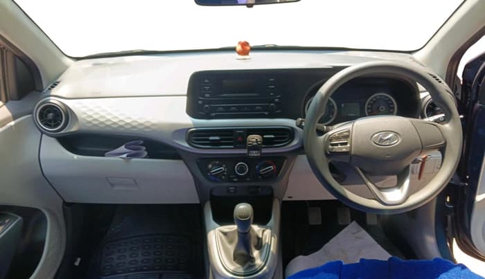 2022 Hyundai GRAND I10 NIOS MAGNA 1.2 KAPPA VTVT, Petrol, Manual, 4,785 km, interior