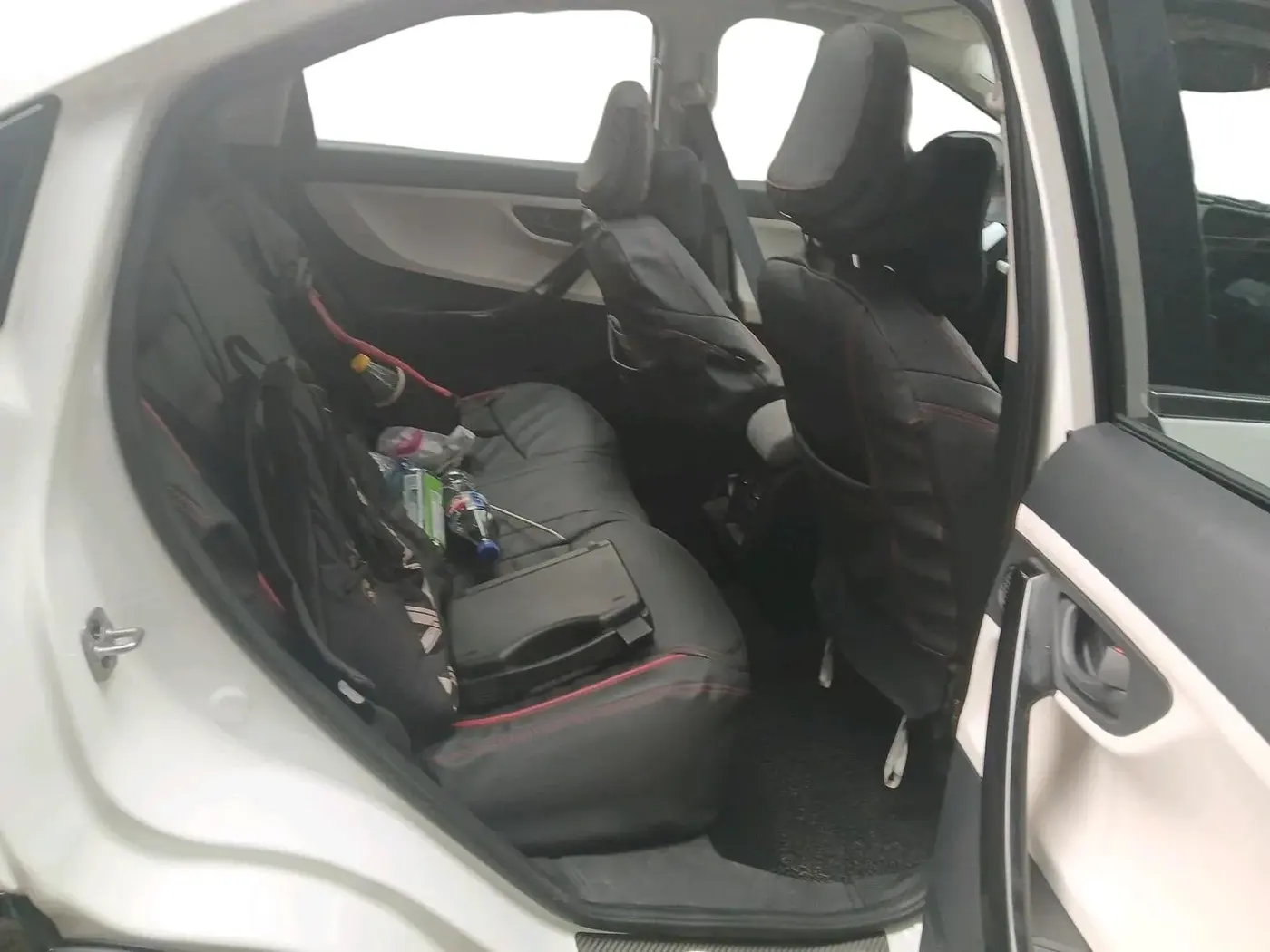 2025 Tata Curvv Pure Plus S 1.2 Petrol 6MT, Petrol, Manual, 10,107 km, interior