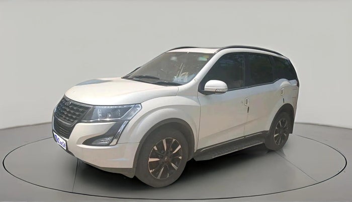 2021 Mahindra XUV500 W11, Diesel, Manual, 64,808 km, exterior