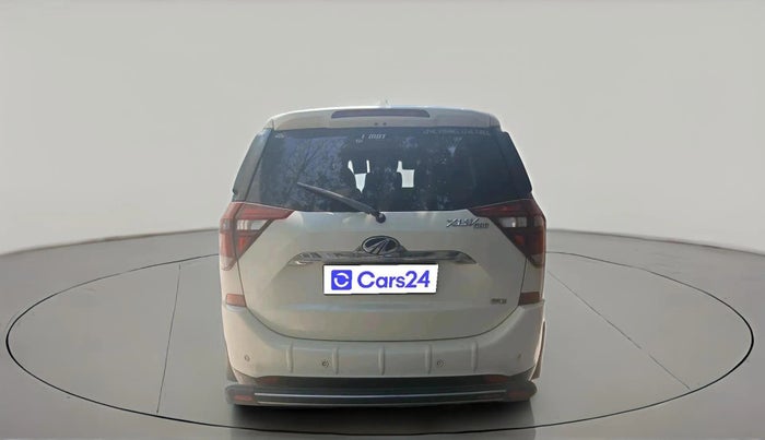 2021 Mahindra XUV500 W11, Diesel, Manual, 64,808 km, exterior