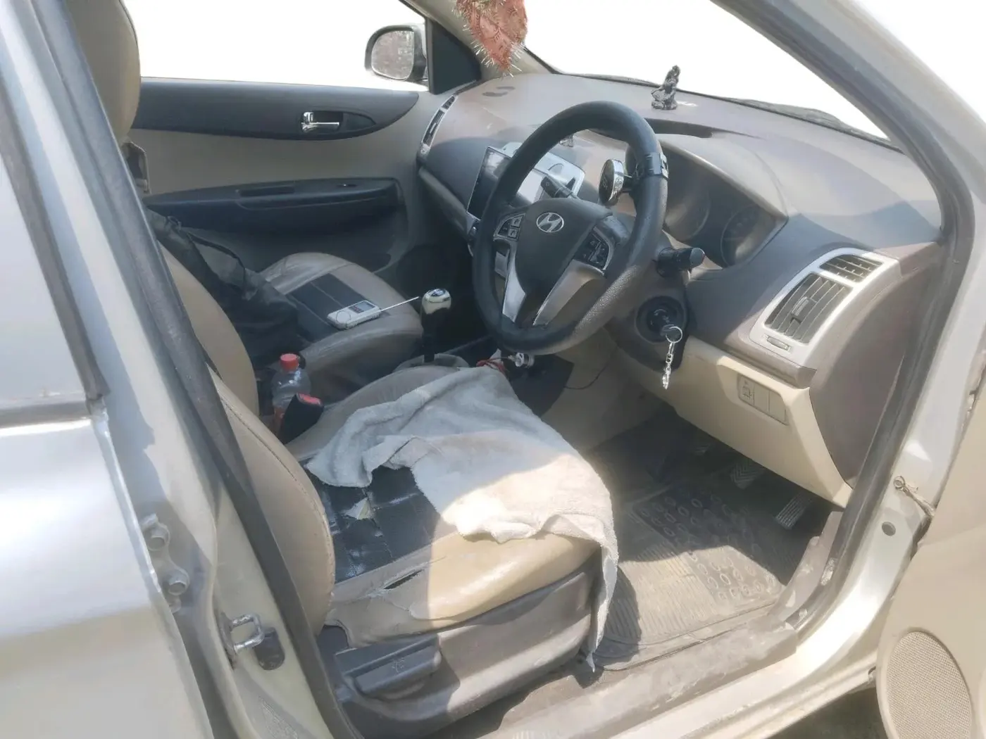 2012 Hyundai i20 SPORTZ 1.4 CRDI, Diesel, Manual, 83,979 km, interior