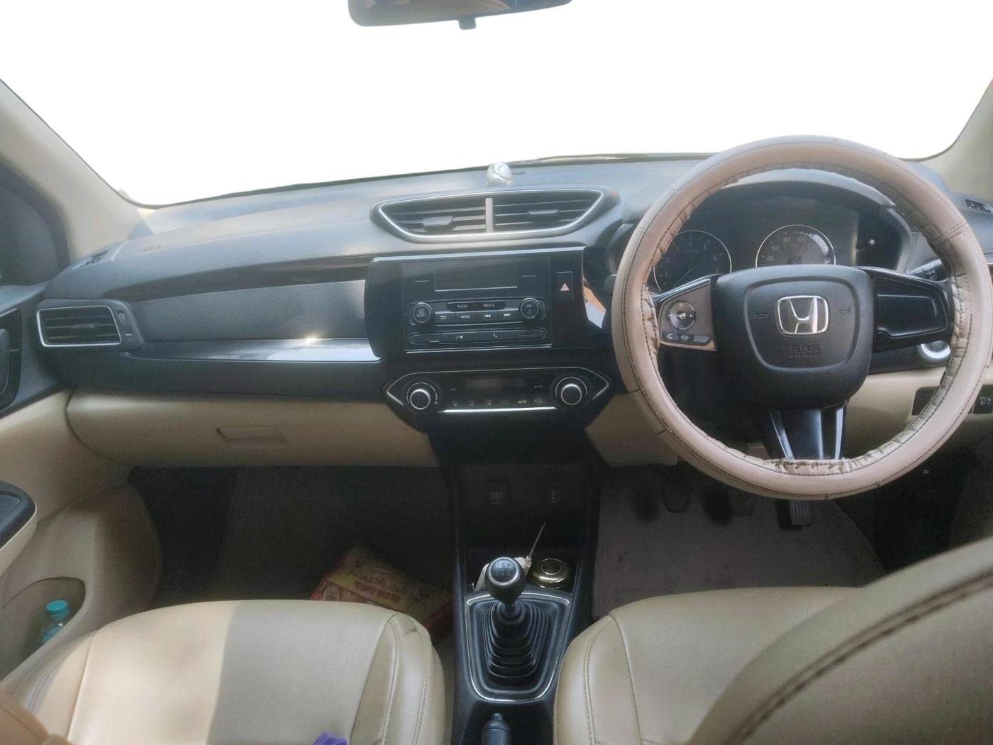2020 Honda Amaze 1.2L I-VTEC V, Petrol, Manual, 67,928 km, interior