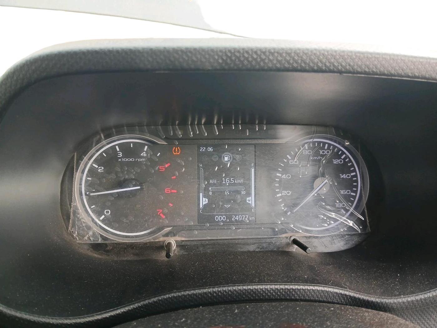 2024 Mahindra BOLERO NEO N10 R, Diesel, Manual, 24,977 km, interior