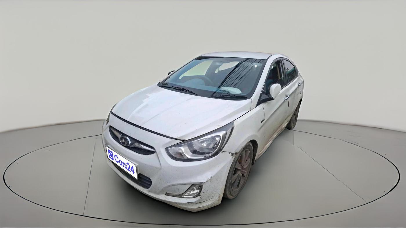 2011 Hyundai Verna FLUIDIC 1.6 CRDI SX, Diesel, Manual, 1,10,332 km, exterior