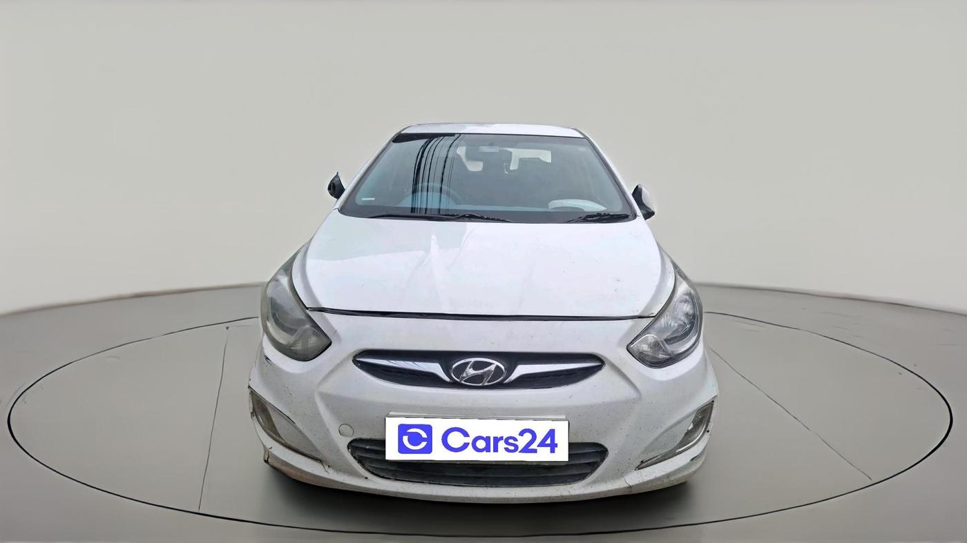 2011 Hyundai Verna FLUIDIC 1.6 CRDI SX, Diesel, Manual, 1,10,332 km, exterior