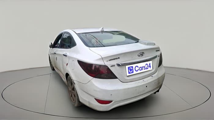 2011 Hyundai Verna FLUIDIC 1.6 CRDI SX, Diesel, Manual, 1,10,332 km, exterior