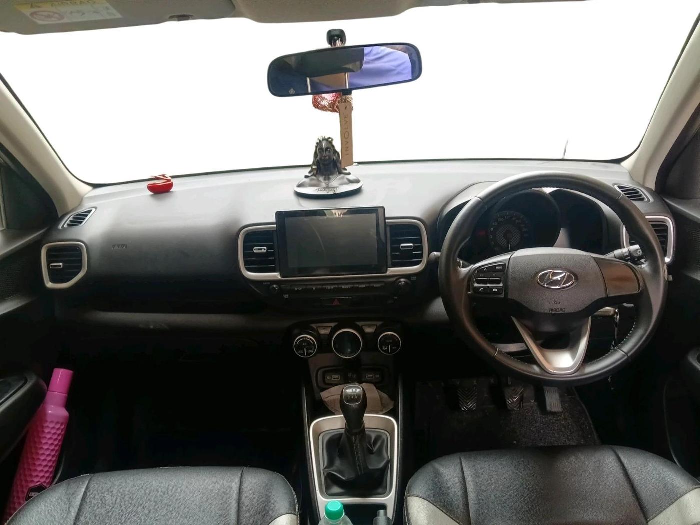 2021 Hyundai VENUE S+ 1.2, Petrol, Manual, 47,021 km, interior