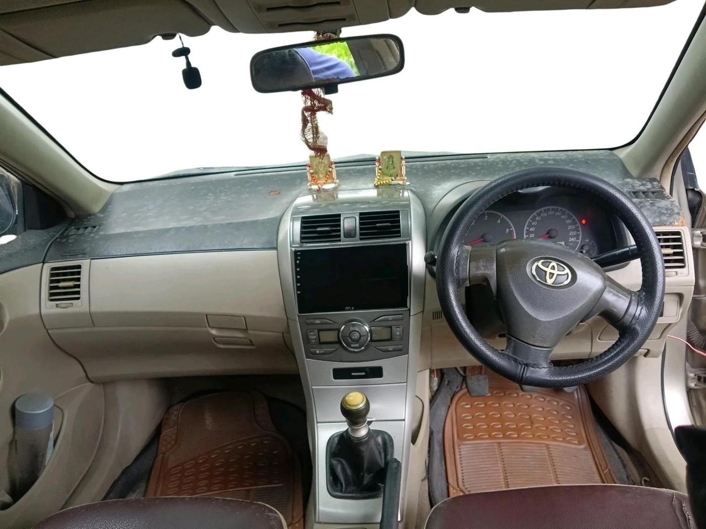 2013 Toyota Corolla Altis J DIESEL, Diesel, Manual, 1,19,176 km, interior