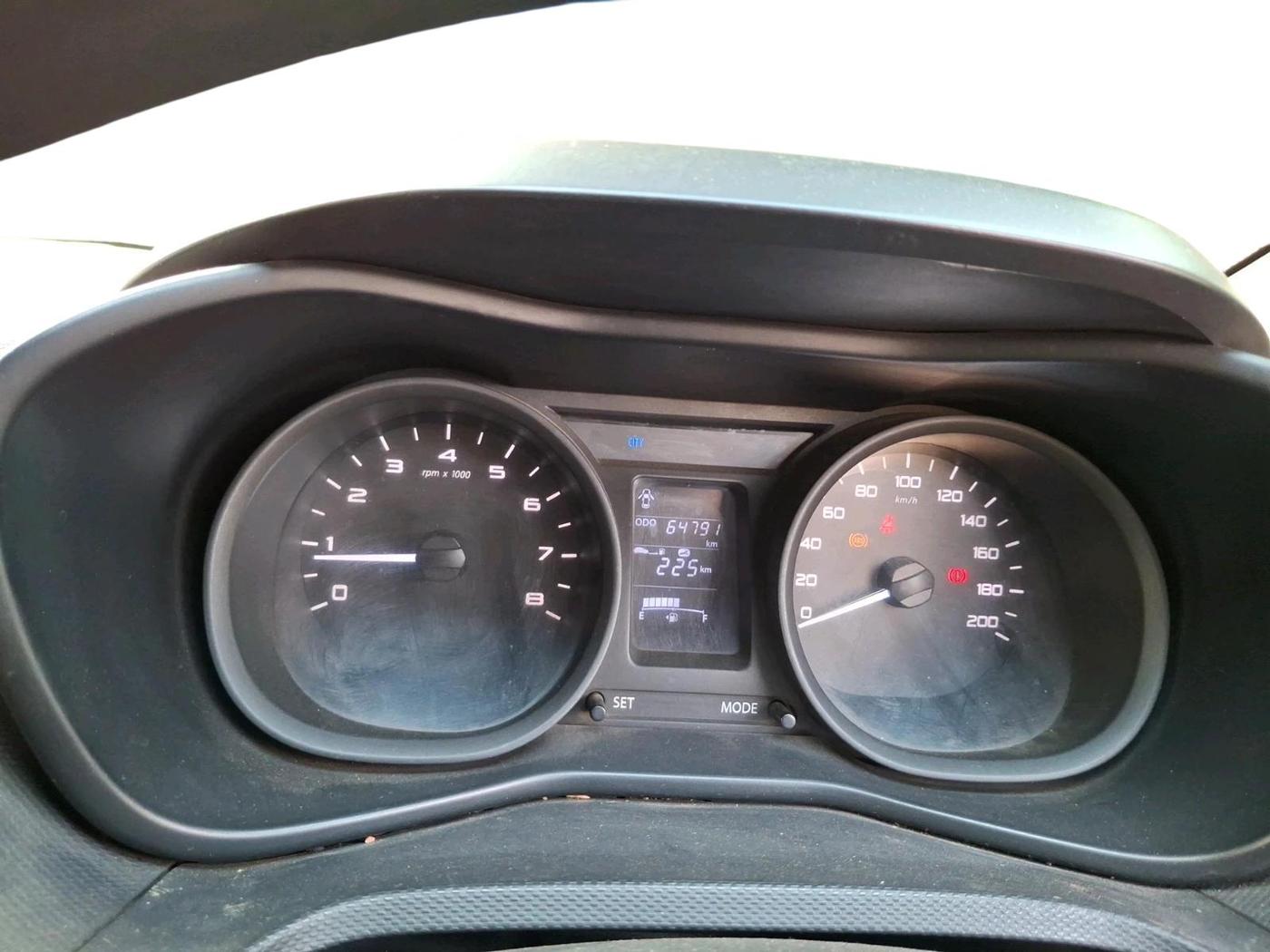 2017 Tata NEXON XM PETROL, Petrol, Manual, 64,791 km, interior