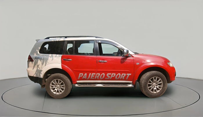 2015 Mitsubishi Pajero Sport 2.5 MT 4X4, Diesel, Manual, 89,295 km, exterior