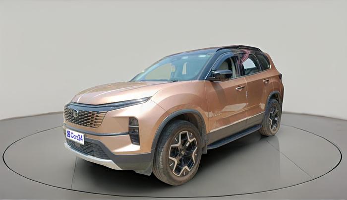 2024 Tata Safari ACCOMPLISHED PLUS 6 STR DUAL TONE AT, Diesel, Automatic, 10,912 km, exterior